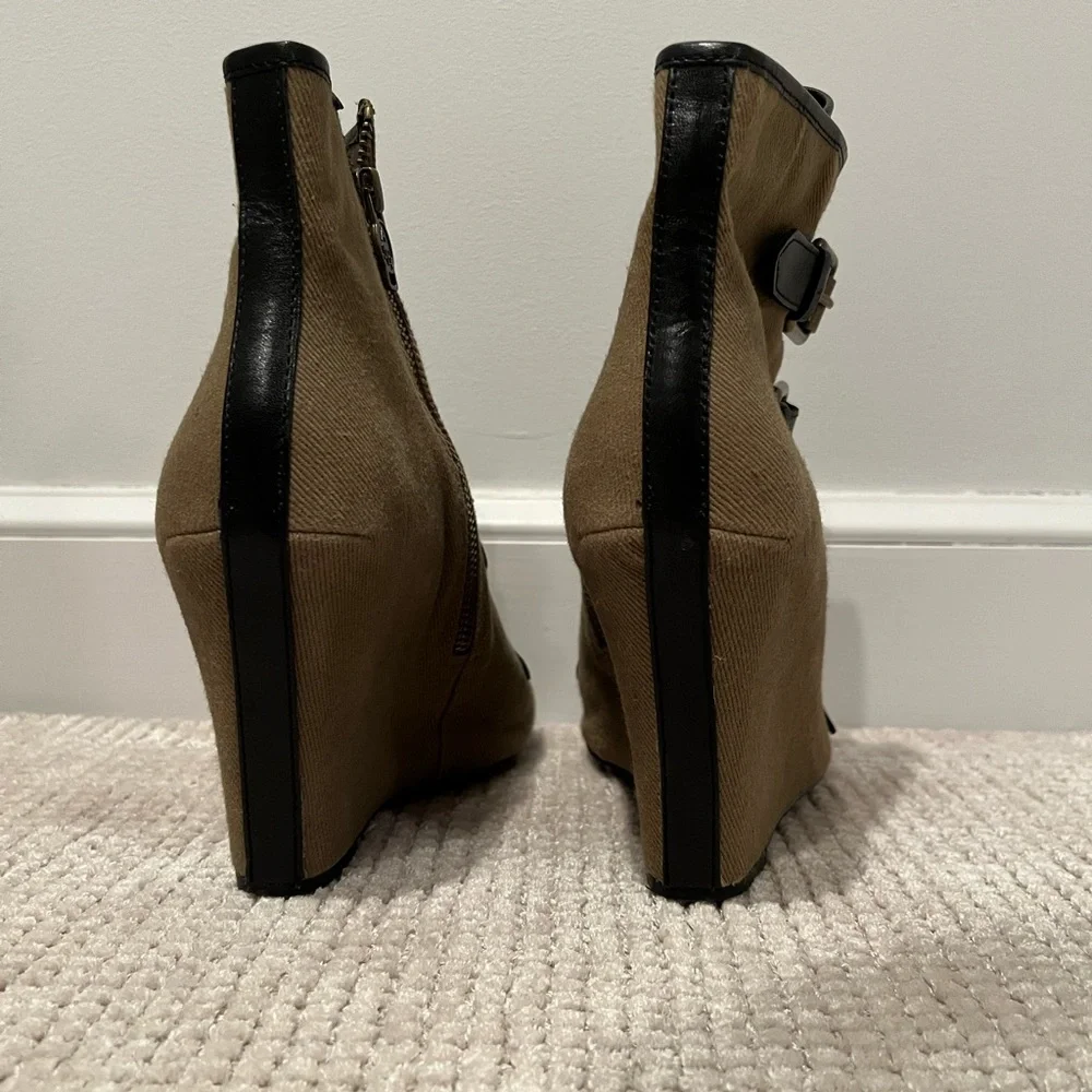 Listing for Rzaizy —Healed military boots by ASH good condition - Picture 12 of 16